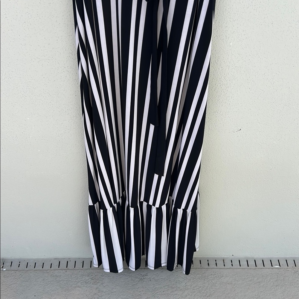 INC International Concepts Black and White Flutter Sleeve Sheath Dress Size L - Picture 2 of 11